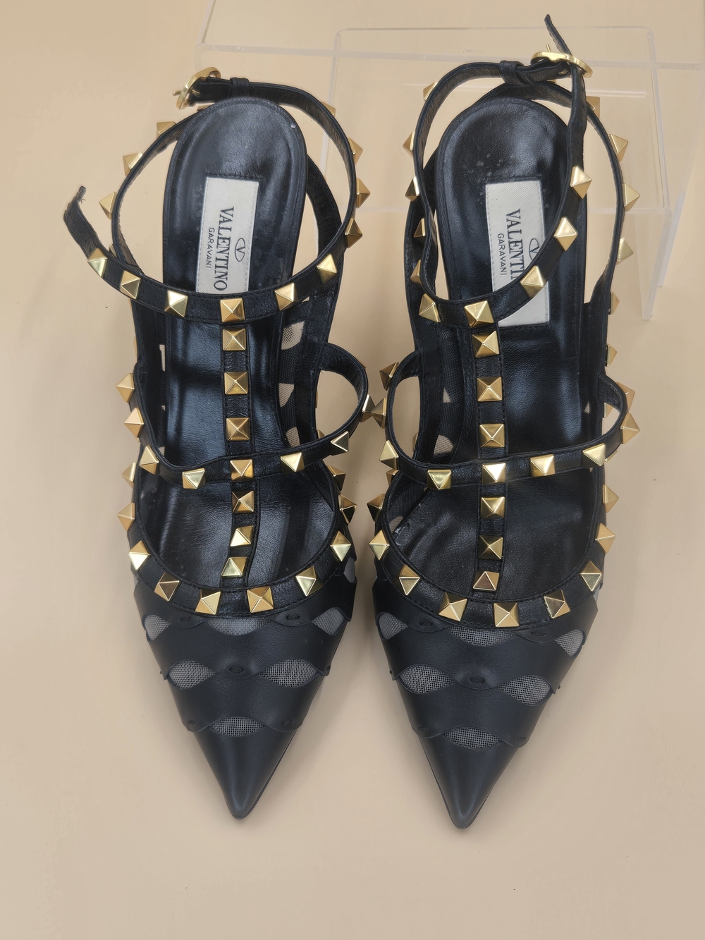 Valentino Garavani Rockstud Cutout Black Leather T-Strap Stilettos Size 6.5 - Picture 13 of 16